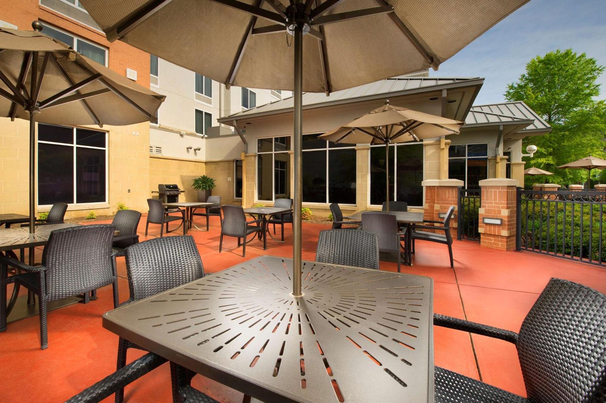 Hilton Garden Inn Chattanooga Downtown Exterior foto